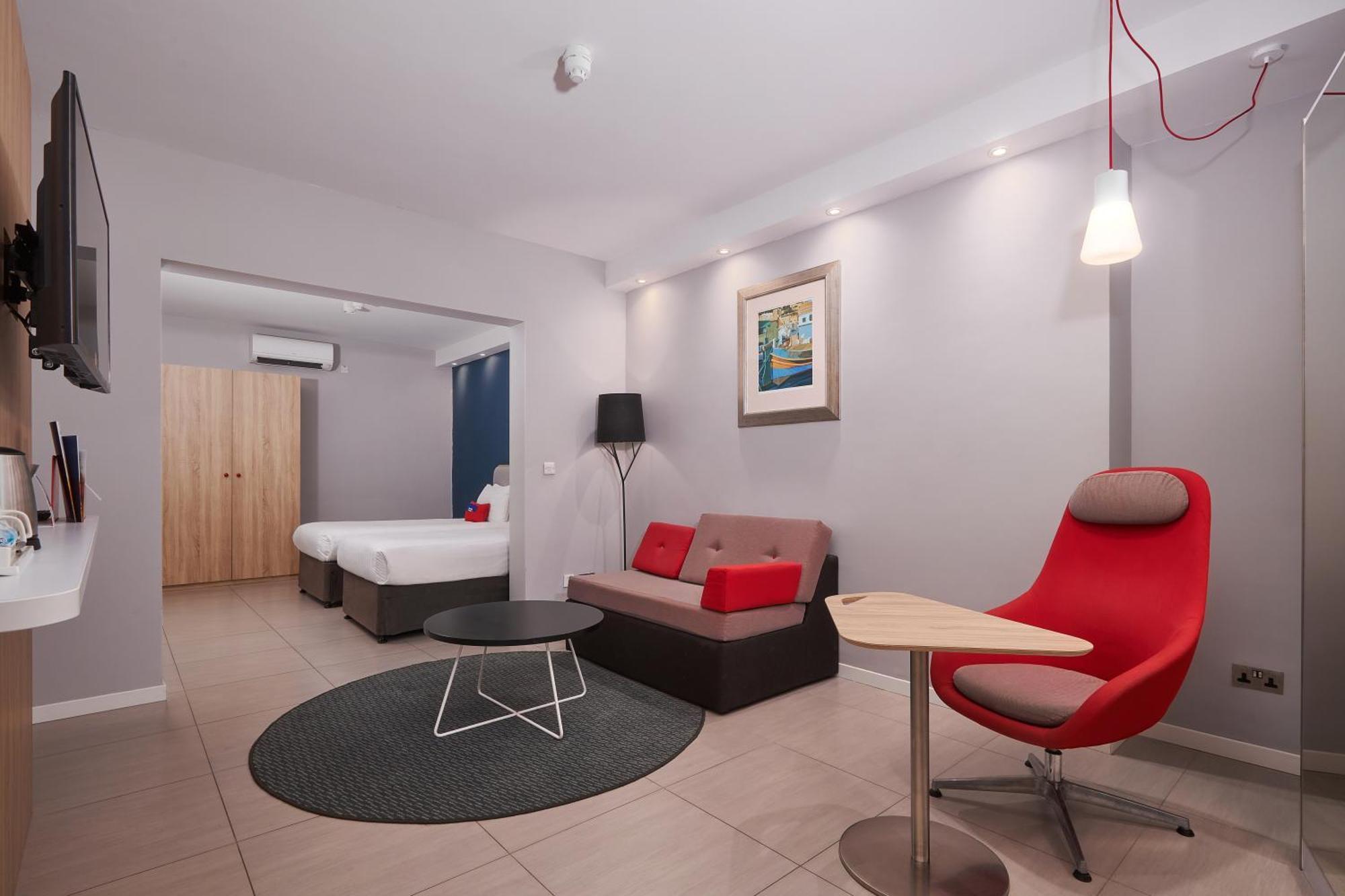 Holiday Inn Express - Malta By Ihg Saint Julian's Eksteriør bilde