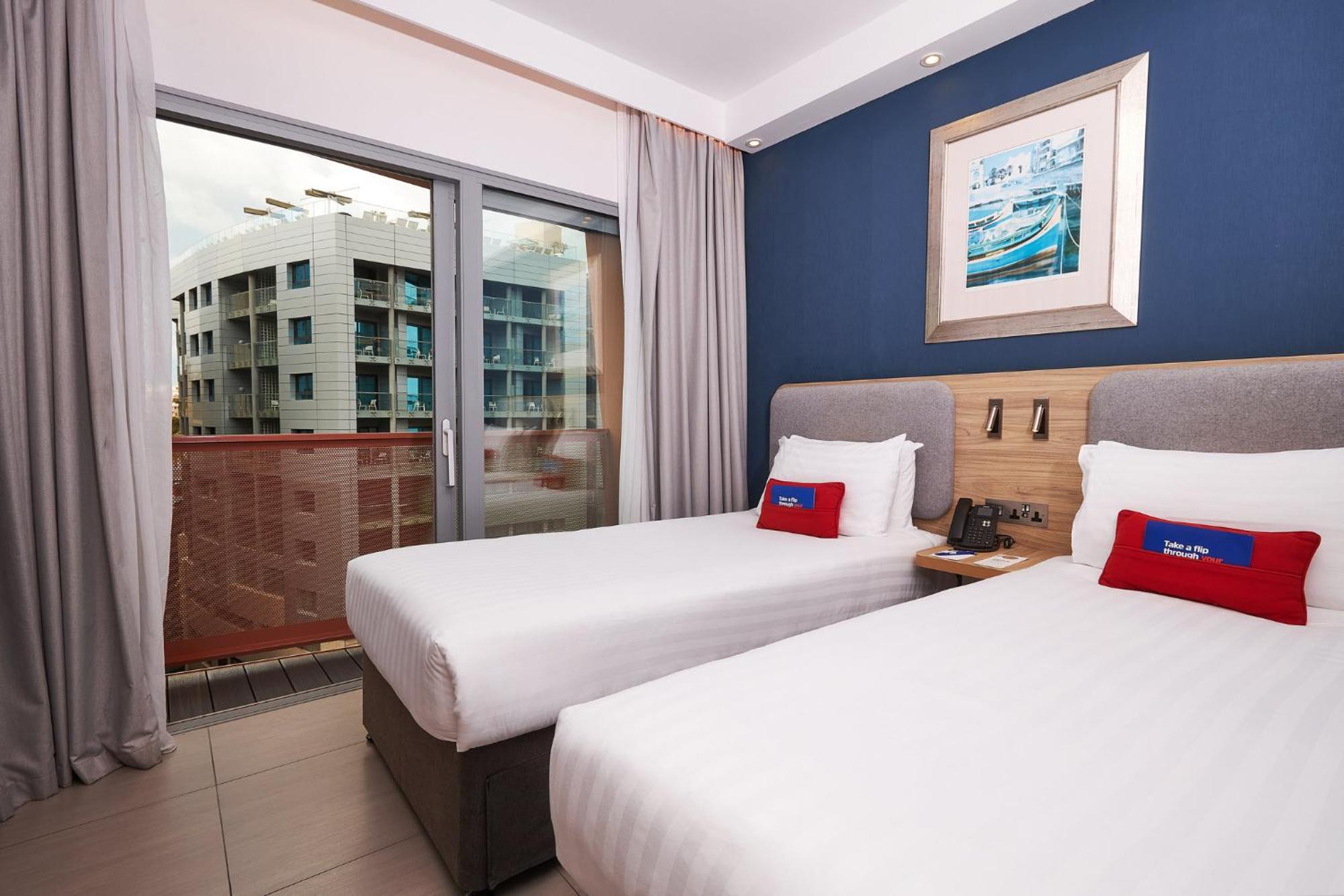 Holiday Inn Express - Malta By Ihg Saint Julian's Eksteriør bilde